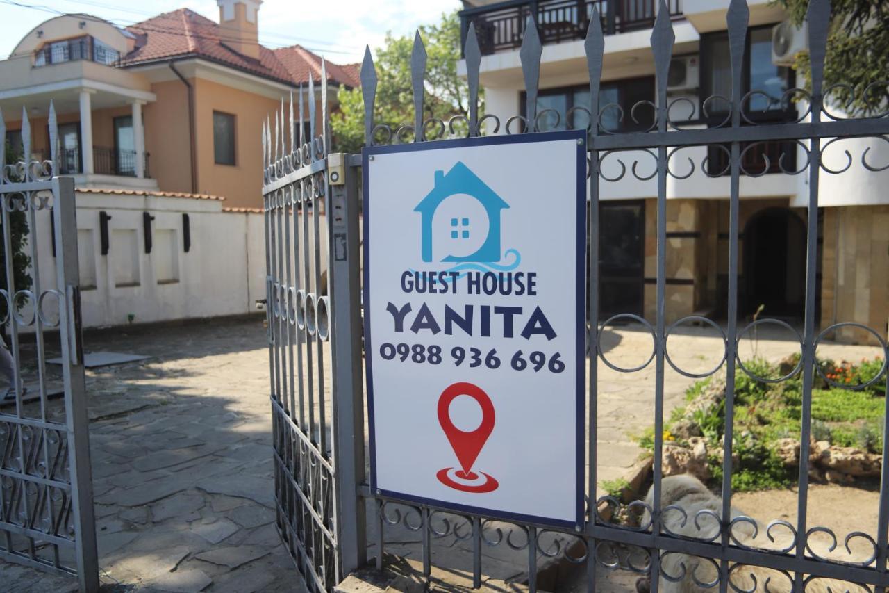 Guest House Yanita Varna Extérieur photo