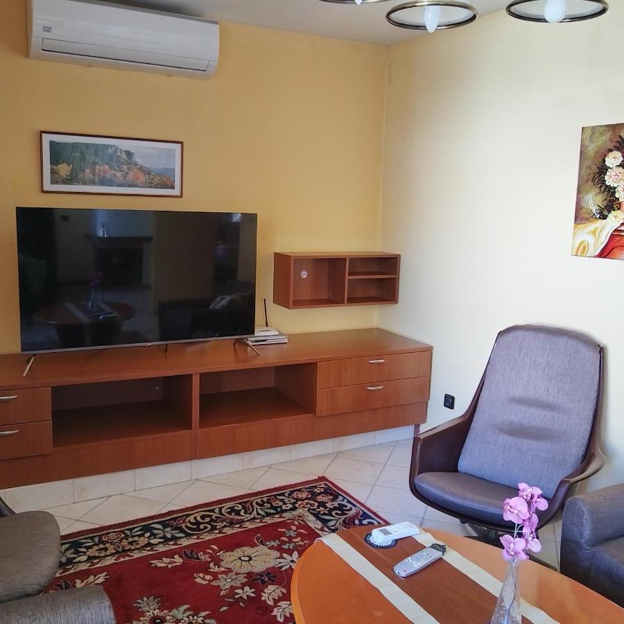 Guest House Yanita Varna Extérieur photo